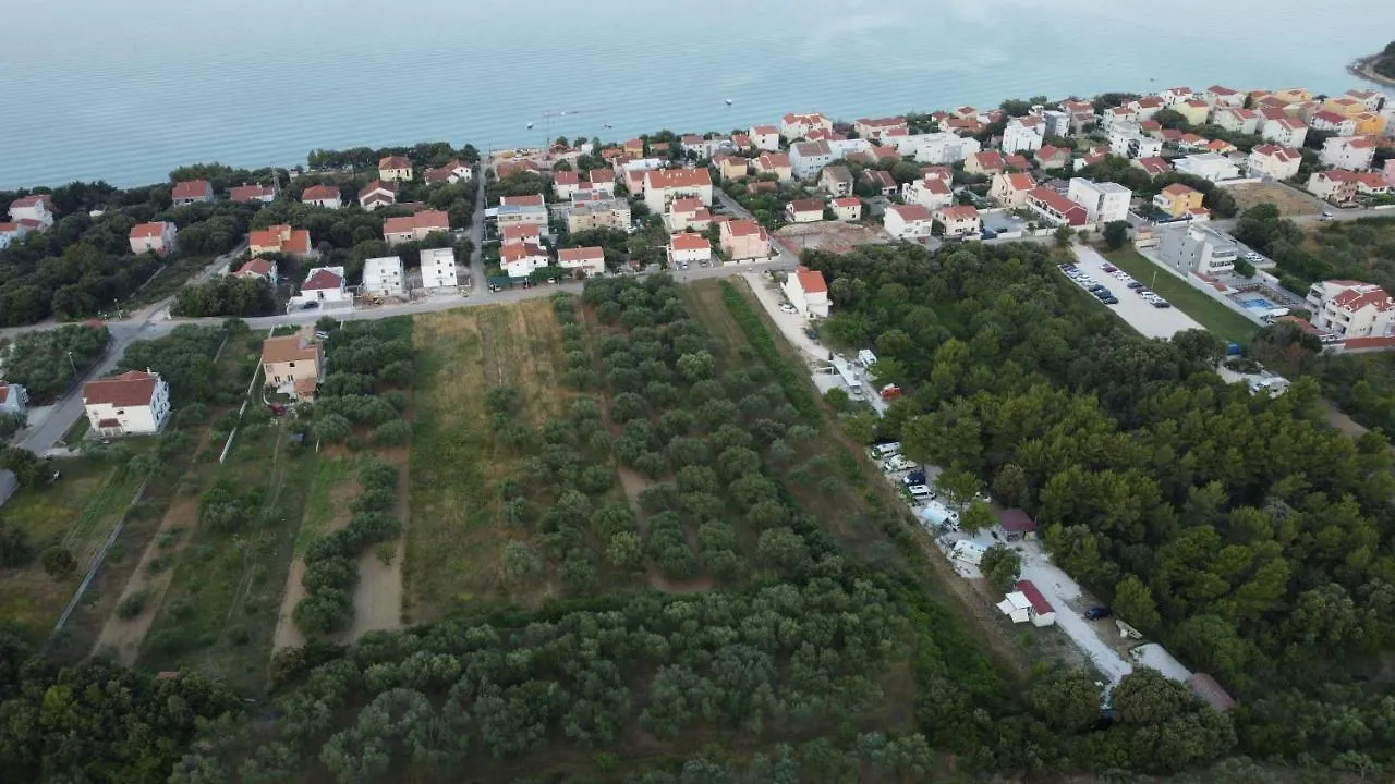 Mobile Home Plat Kožino Croacia